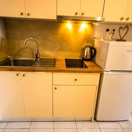 게스트하우스 Faidra 히마레