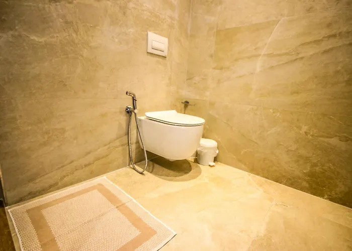 Faidra Gasthuis Himare